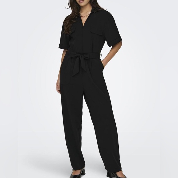 NAVY BLUE JUMPSUITS by JACQUELINE DE YONG - Picture 1 of 5